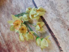 Kwiaty materiaowe onkile narcyz 12szt.